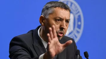 Ministrul Daniel David promite un început de an școlar cu burse și salarii: „Misiunea mea este să gândim într-o logică de reformă, nu doar de austeritate şi de criză”