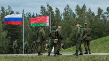 Armatele Rusiei și Belarusului vor organiza exerciții strategice comune în septembrie