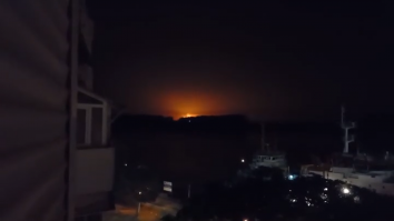Război la granița României: Rusia a bombardat portul Orlivka din Ucraina. Exploziile s-au văzut de pe malul românesc al Dunării