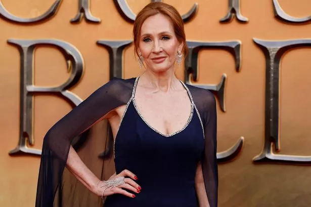 JK Rowling împlinește 60 de ani. Autoarea „Harry Potter” a vândut mai mult decât Shakespeare, după ce a fost refuzată de 12 edituri