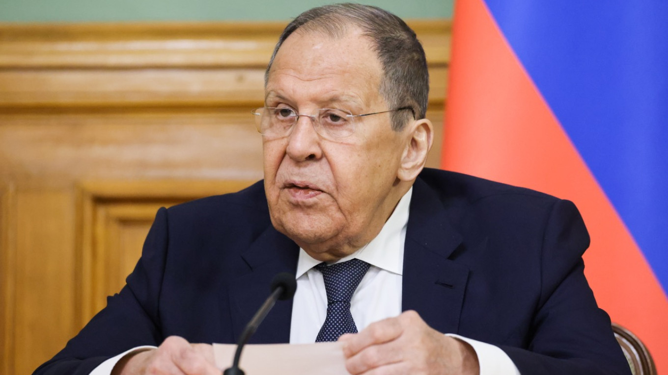 Serghei Lavrov anunță că Zelenski nu are legitimitate pentru a semna un acord de pace: „Se preface că este un lider”