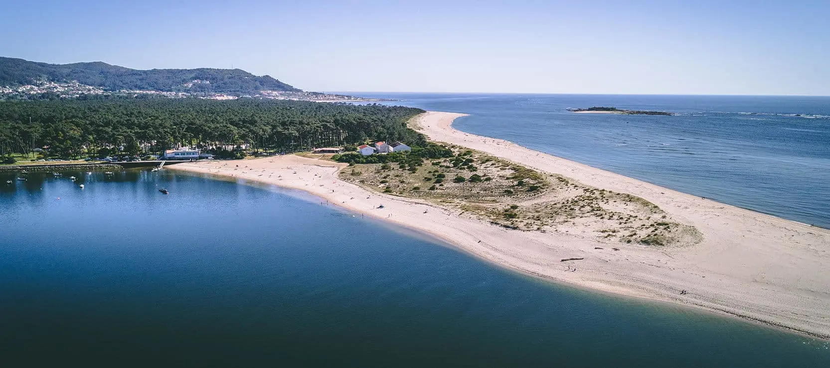 Cauți destinația perfectă? Cum arată topul plajelor răcoroase unde turiștii fug de caniculă