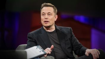 Elon Musk lansează „Macrohard”, o companie de software care va funcționa exclusiv prin A.I.
