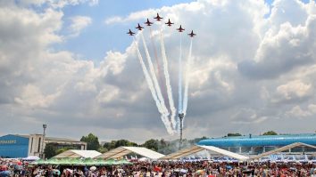 Bucharest International Air Show lansează prima colecție mondială de NFT-uri inspirate din aviația românească