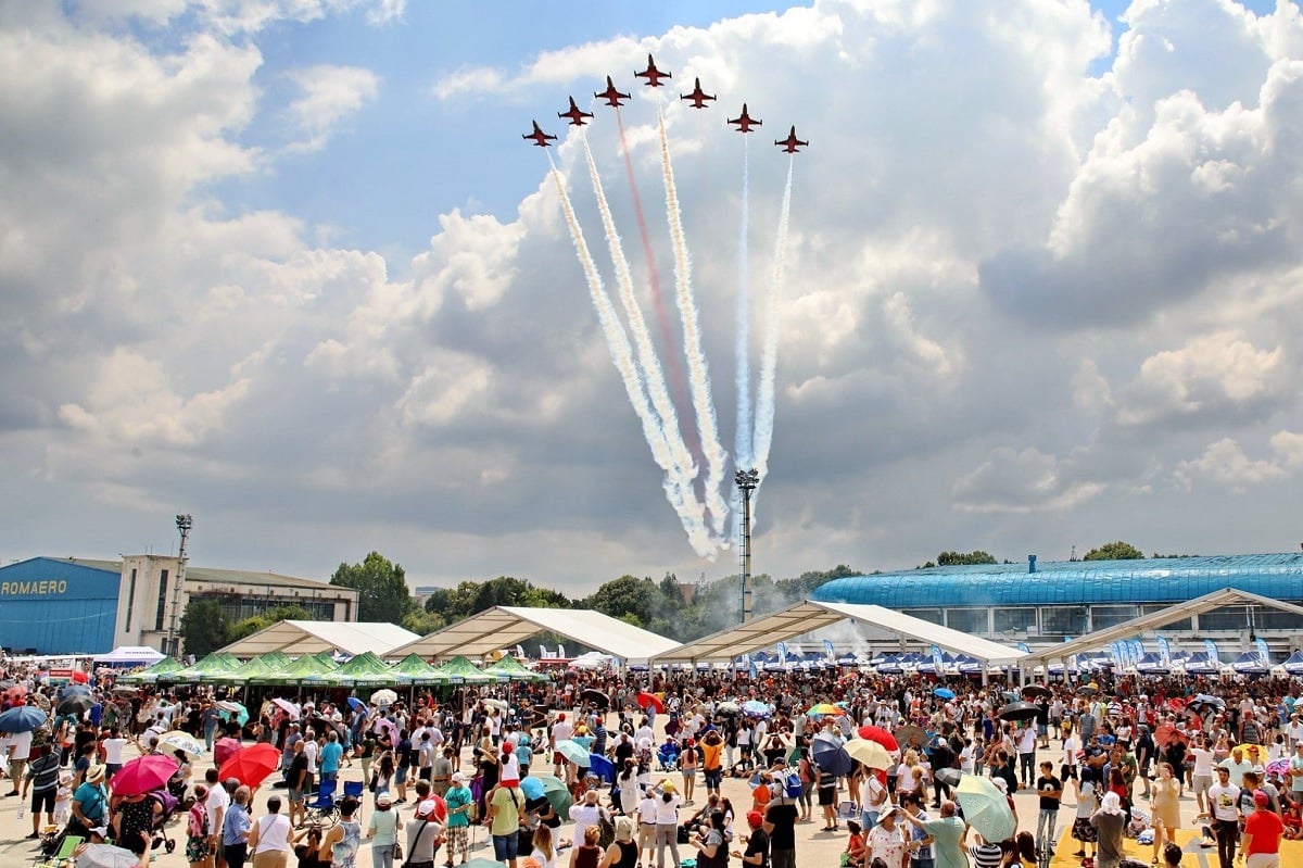 Bucharest International Air Show lansează prima colecție mondială de NFT-uri inspirate din aviația românească