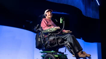 Primul om care a primit cipul cerebral de la Neuralink mărturisește că viața i s-a schimbat radical: „Tehnic, sunt un Cyborg”