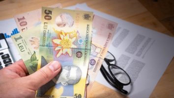 „Economia răsfățului” crește. Cum transformă micile plăceri consumul în perioade de criză economică