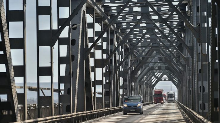 Lucrările la Podului Prieteniei blochează circulația pe sensul de ieșire din țară. Ce rute alternative poți alege
