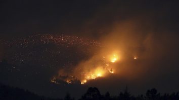 MAE emite o atenționare de călătorie pentru români: Portugalia este în stare de alertă din cauza riscului extrem de incendii