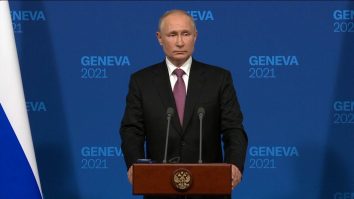 Elveția este „mai mult decât pregătită” să găzduiască un Summit între Ucraina și Rusia: „Putin va avea imunitate dacă va participa”