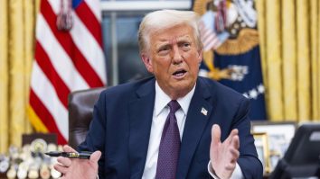 Trump: „Este o zi mare la Casa Albă”. Zelenski ar putea fi forțat să predea Ucraina
