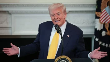 Trump anunță că se întâlnește cu Putin chiar dacă acesta refuză întâlnirea cu Zelenski: „Ei vor să vorbească cu mine, iar eu voi face tot ce pot pentru a opri uciderile”. Unde va avea loc întâlnirea