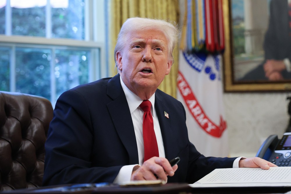 Trump „nu știe” dacă Putin și Zelenski se vor întâlni, dar avertizează că vor exista „consecințe dure” dacă nu se încheie războiul din Ucraina: „Voi interveni puternic într-o săptămâna sau două”. Ce garanții de securitate oferă SUA