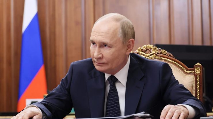 Putin e pregătit de o întâlnire cu Zelenski, anunță Kremlinul. Ultimatumul lui Trump se apropie de final