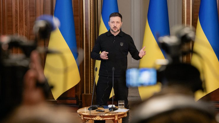 Ucraina descoperă o schemă de corupție masivă în achizițiile de echipamente militare. Zelenski: „Nu poate exista decât toleranță zero față de corupție. Este absolut imorală”