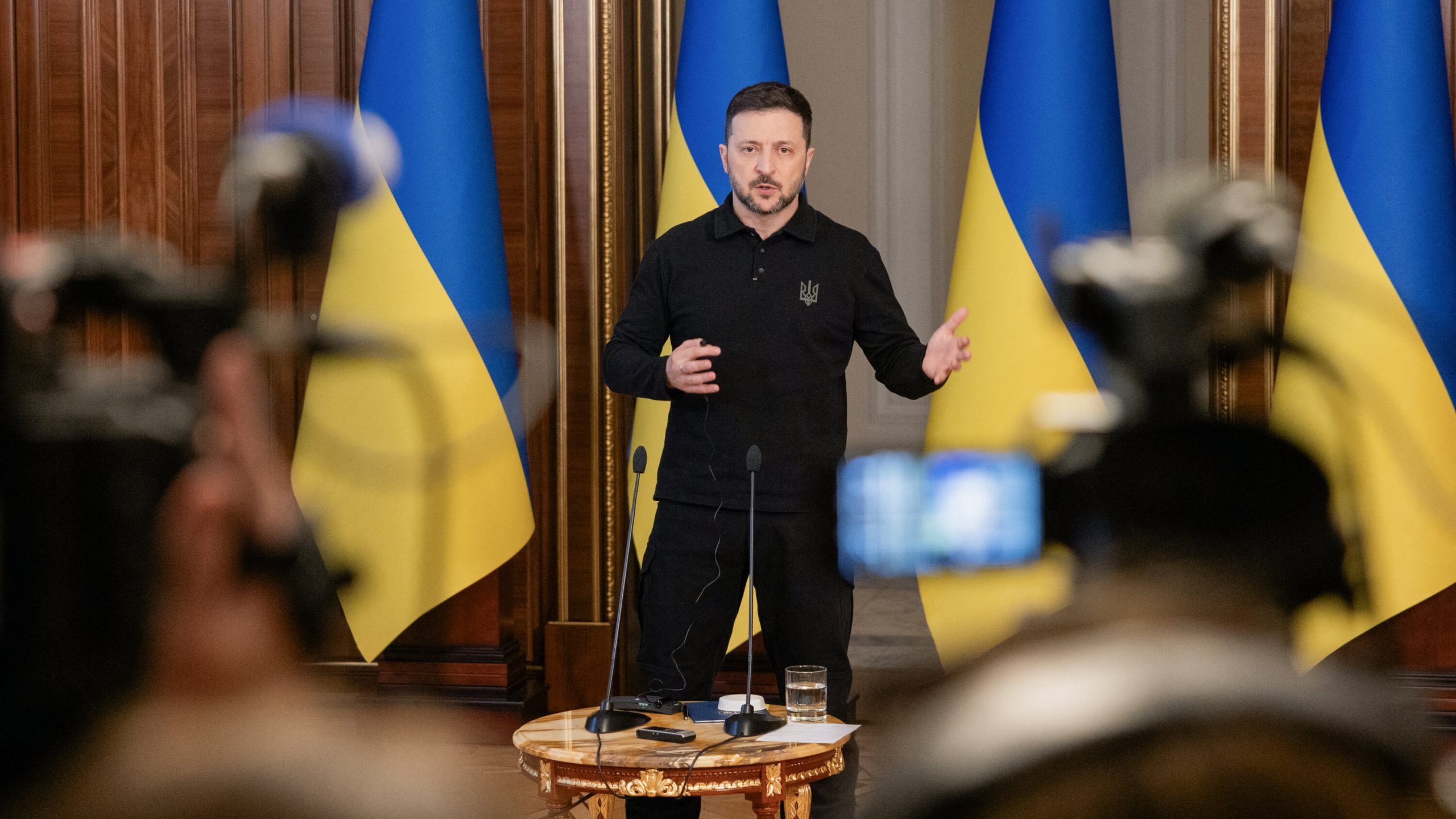 Ucraina descoperă o schemă de corupție masivă în achizițiile de echipamente militare. Zelenski: „Nu poate exista decât toleranță zero față de corupție. Este absolut imorală”