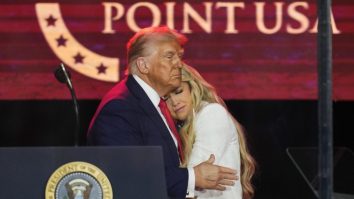 Trump combină religia și politica la ceremonia pentru Charlie Kirk. Trump și Elon Musk s-au întâlnit pentru prima dată de la „divorț”