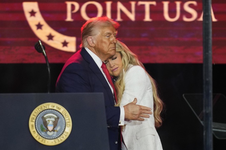 Trump combină religia și politica la ceremonia pentru Charlie Kirk. Trump și Elon Musk s-au întâlnit pentru prima dată de la „divorț”