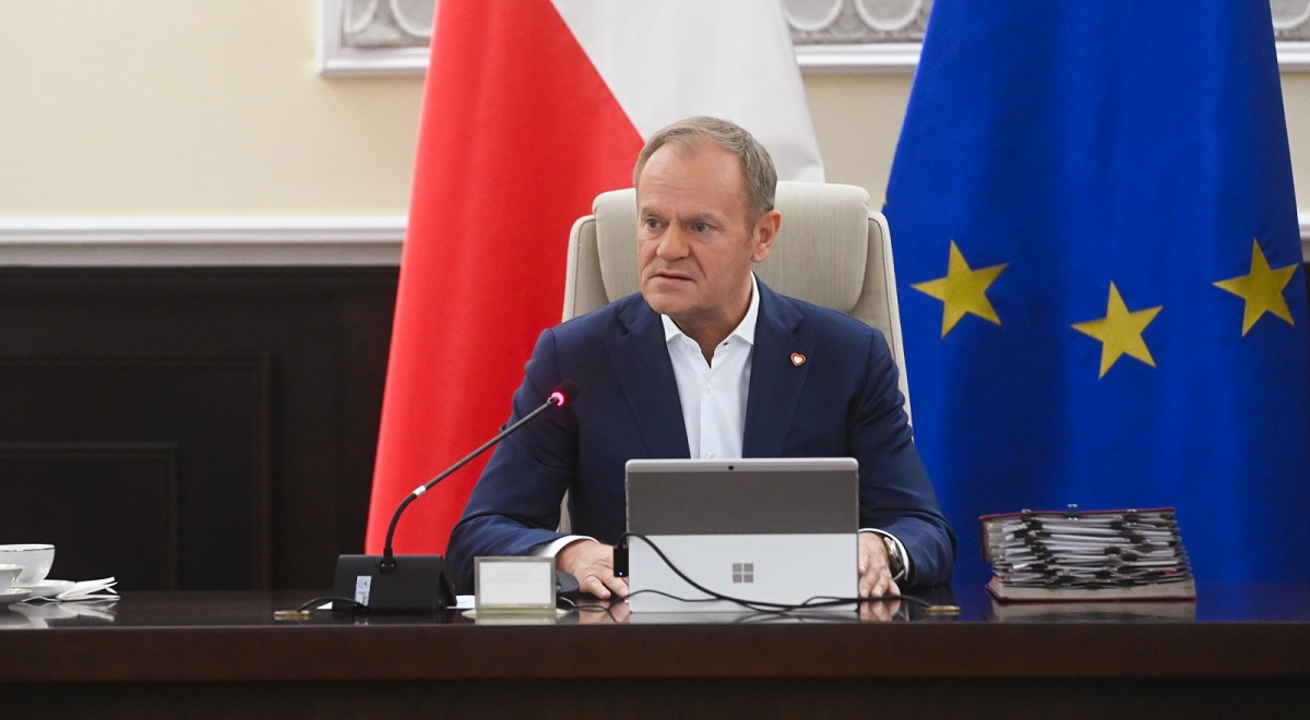 Polonia a neutralizat o dronă care zbura deasupra clădirilor guvernamentale, anunță Donald Tusk