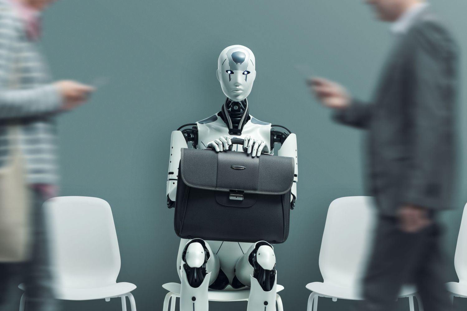 Britanicii vor să folosesca A.I. la soluționarea conflictelor de muncă. Anual, 43.000 de dosare de litigii de muncă ajung în instanță