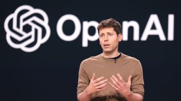 OpenAI construiește cinci centre de date A.I. în SUA prin Stargate. Compania colaborează cu Oracle și SoftBank pentru extinderea infrastructurii