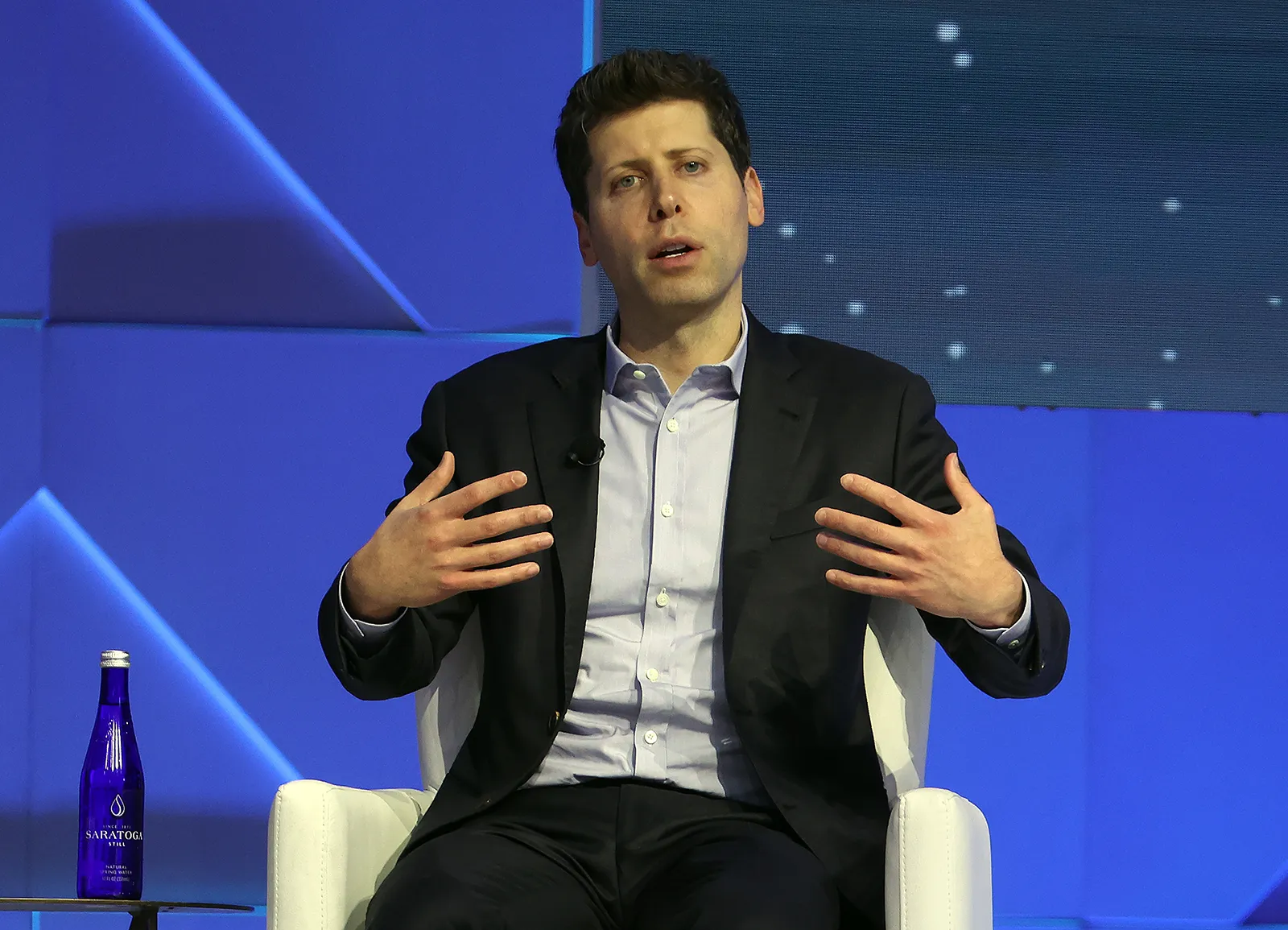 Sam Altman alimentează teoria „Internetului mort”. Ce semnifică și de ce este atât de controversată