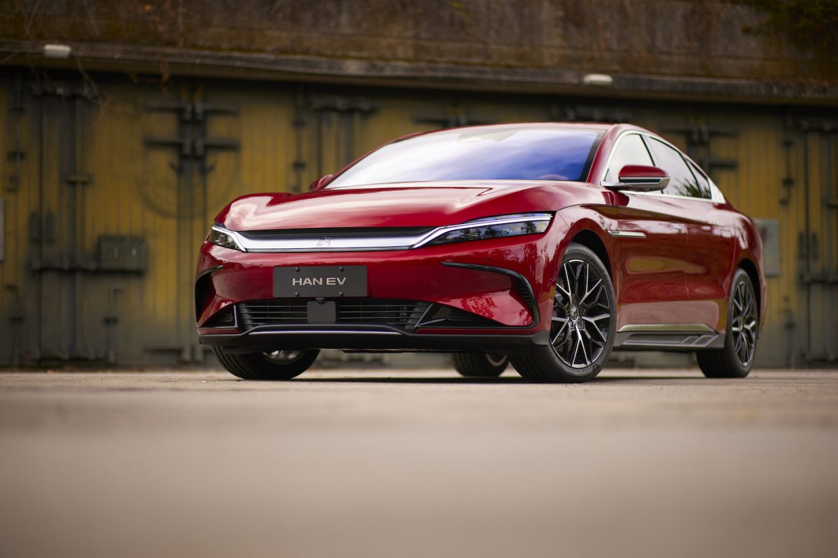 BYD a vândut în august 2025 de trei ori mai multe mașini în UE decât în august 2024. Compania a depășit pentru a doua lună vânzările Tesla