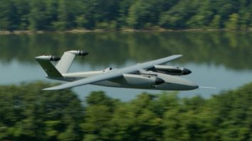 Aeroportul Aalborg din Danemarca a fost închis din cauza prezenței dronelor neautorizate în spațiul său aerian. Ce spune prim-ministrul țării