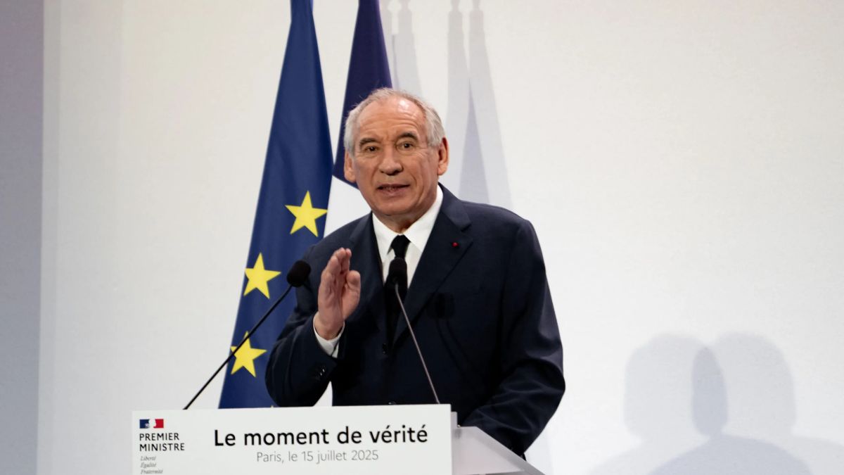 Premierul francez Francois Bayrou a pierdut votul de încredere. Macron trebuie să numească în câteva zile un nou șef al guvernului