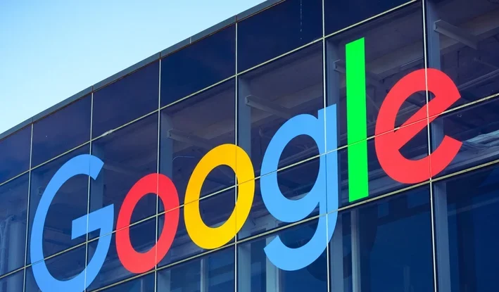 Google mai bate un record. Gigantul a primit de la Uniunea Europeană cea mai mare amendă din toate timpurile