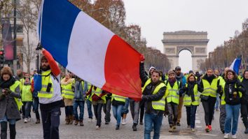 Atenție dacă mergi în Franța: Pe 10 septembrie începe mișcarea „Să blocăm tot”, o serie de proteste naționale în urma căderii Guvernului. Vor fi desfășurați 80.000 de polițiști și jandarmi