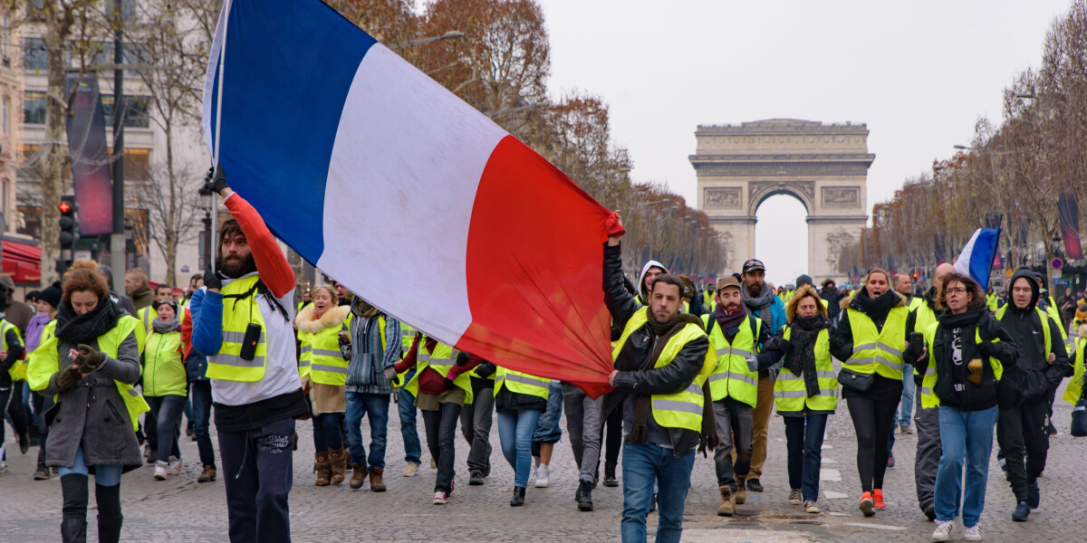 Atenție dacă mergi în Franța: Pe 10 septembrie începe mișcarea „Să blocăm tot”, o serie de proteste naționale în urma căderii Guvernului. Vor fi desfășurați 80.000 de polițiști și jandarmi
