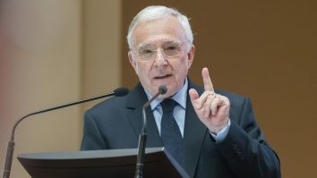 Mugur Isărescu trage un semnal de alarmă cu privire la digitalizarea plăților. „Ne termină rușii”