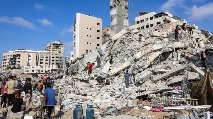 Armata israeliană a distrus al doilea zgârie-nori din Gaza în zile consecutive. Populația civilă a fost avertizată să se evacueze în zone mai sigure