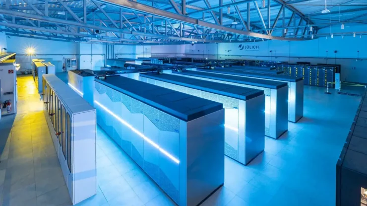 Primul supercomputer exascale din Europa va fi lansat astăzi în Germania. Jupiter poate face un miliard de miliarde de calcule pe secundă