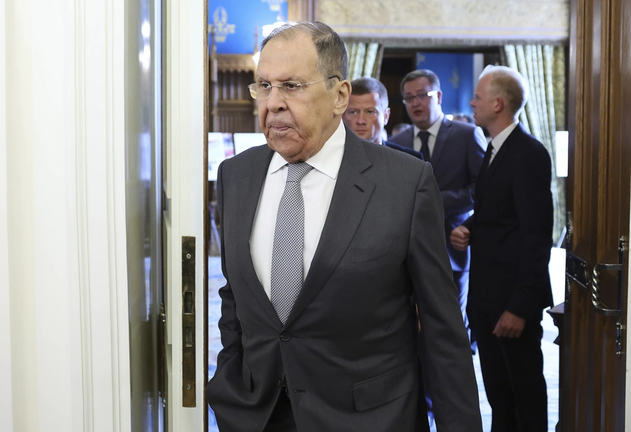 Serghei Lavrov a declarat că Rusia este în „război” cu NATO și Uniunea Europeană din cauza implicării în conflictul din Ucraina