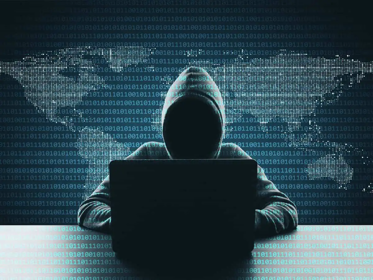 Fostul șef al MI5 susține că Marea Britanie este deja în război cu Rusia. Moscova atacă cibernetic și efectuează activități ostile pe teritoriul britanic