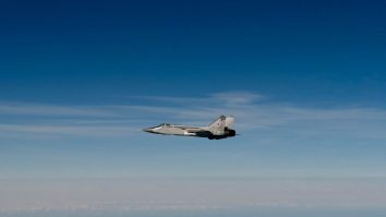 Țările NATO au ridicat aeronave și au activat sistemele de rachete. Cât de pregătită e România să facă față unor provocări