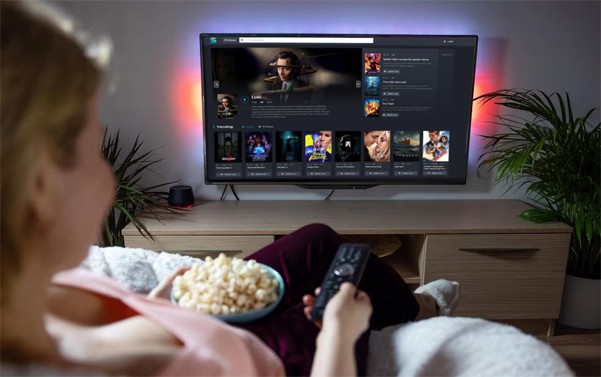 Maratoanele de filme și seriale stimulează imaginația. Cum ajută la atenuarea stresului cotidian