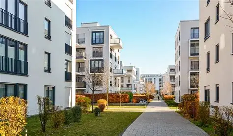 Astăzi continuă Târgul Național Imobiliar la Palatul Parlamentului. Găsești peste 100.000 de oferte imobiliare atât din țară, cât și din străinătate