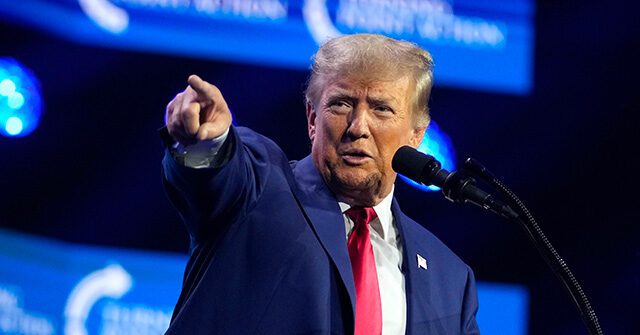 Donald Trump a avertizat că avioanele venezuelene care zboară peste navele americane și pun în pericol forțele SUA vor fi doborâte