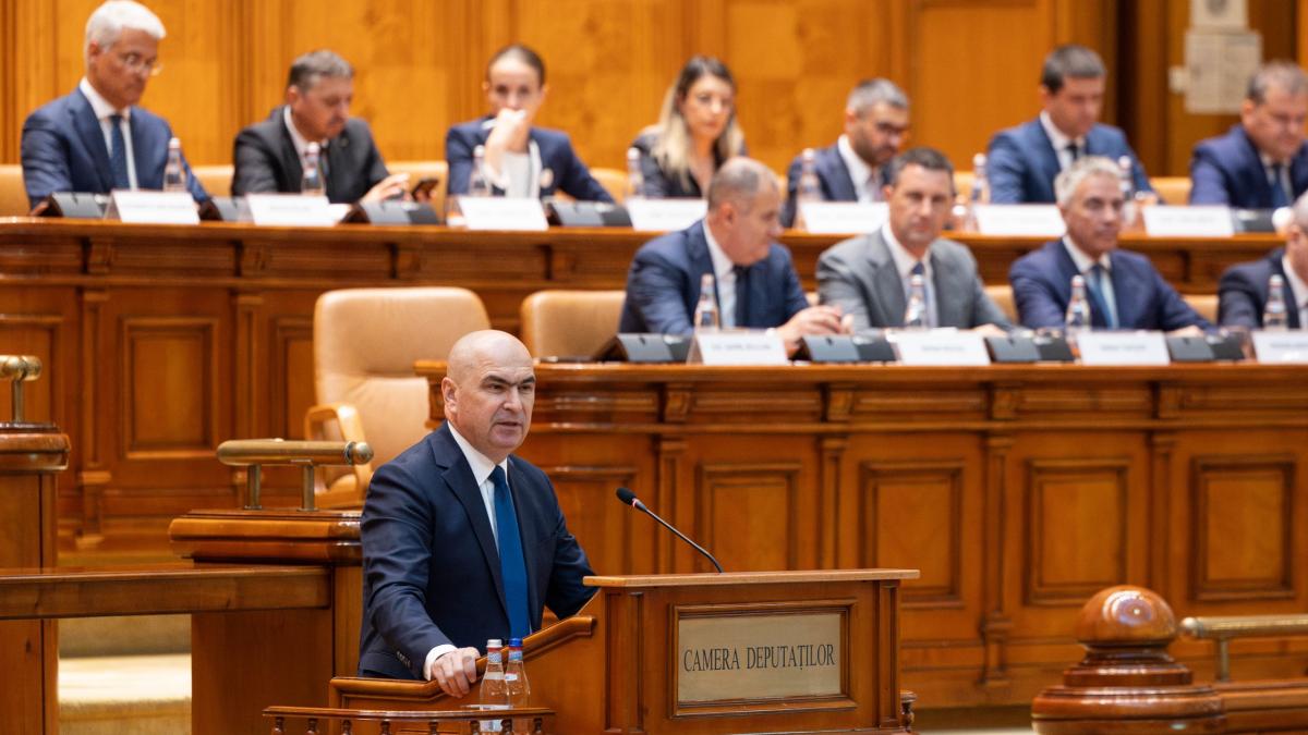 Nimic despre penibilul dezbaterii moțiunilor de cenzură, în forul care își zice Parlamentul României