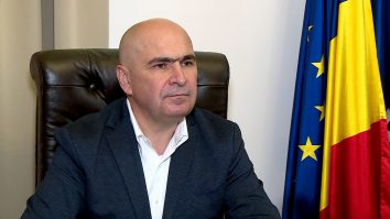 Bolojan își asumă răspunderea pentru cele cinci pachete de reformă, cu demisia pe masă