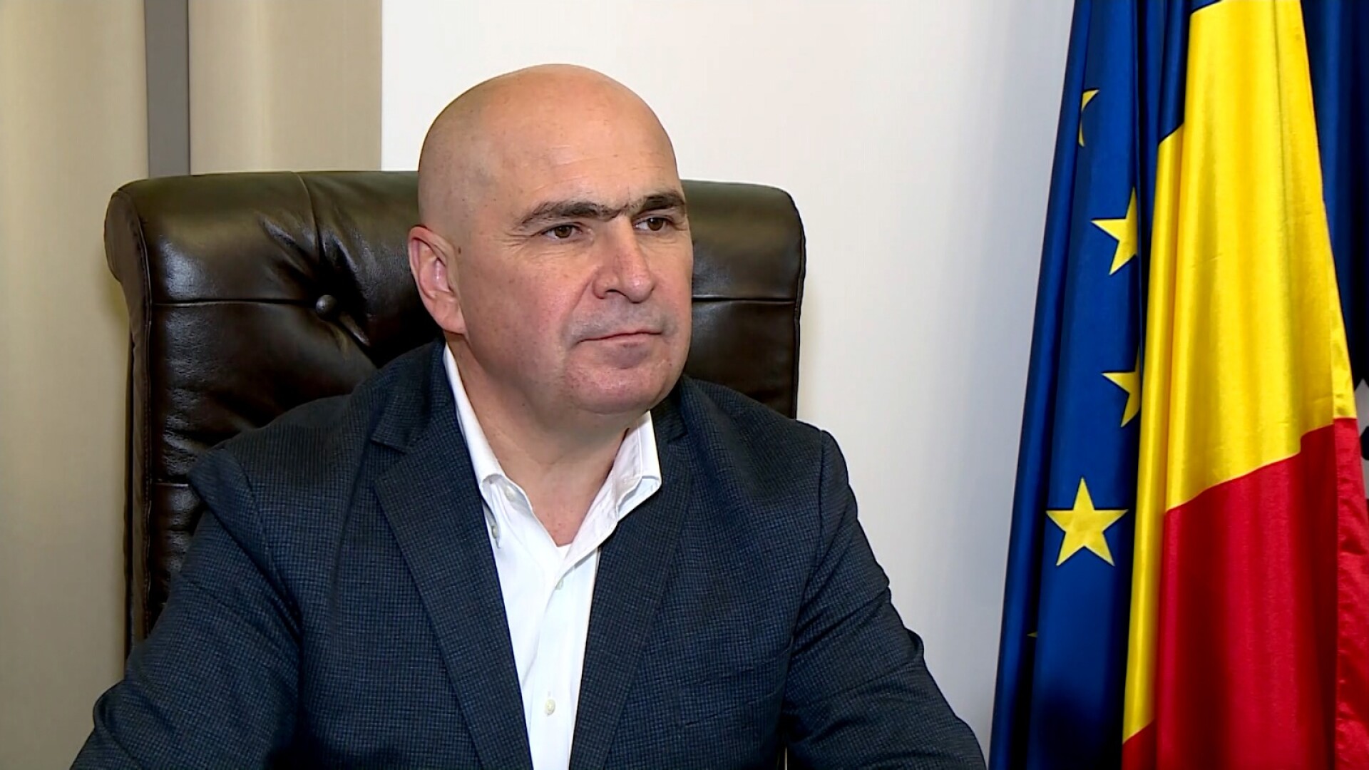 Bolojan își asumă răspunderea pentru cele cinci pachete de reformă, cu demisia pe masă