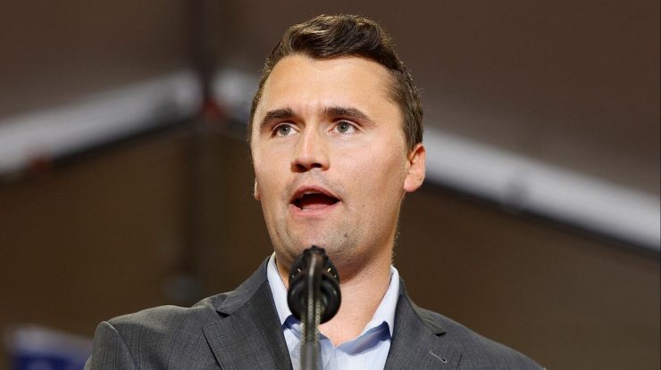 Astăzi are loc memorialul lui Charlie Kirk. Peste 100.000 de participanți vor participa la ceremonia din Arizona
