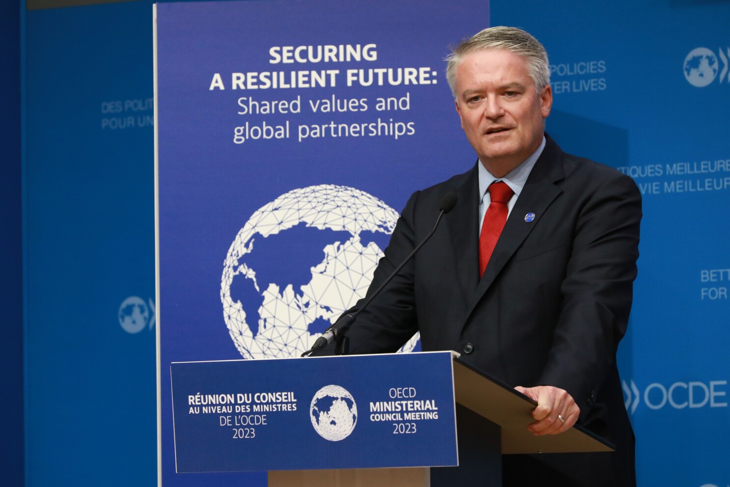 Secretarul general al OCDE: „România intră în etapele finale al procesului de aderare la OCDE”. Nicușor Dan: „România ar putea intra în OCDE chiar anul viitor, dacă ritmul reformelor este menținut ”