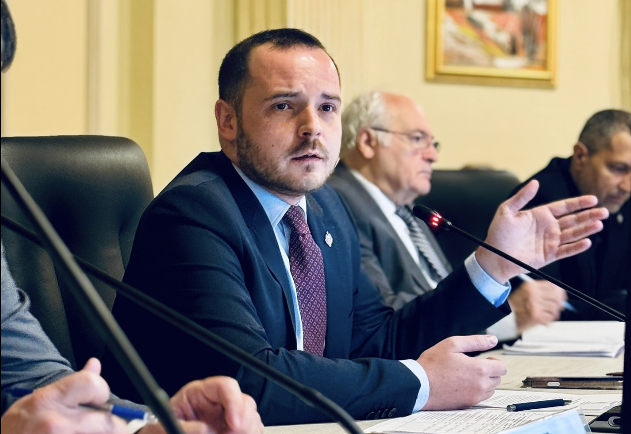 Ministrul Sănătății, Alexandru Rogobete, anunță un nou atestat în cardiologia sportivă, realizat în colaborare cu Societatea Franceză de Cardiologie