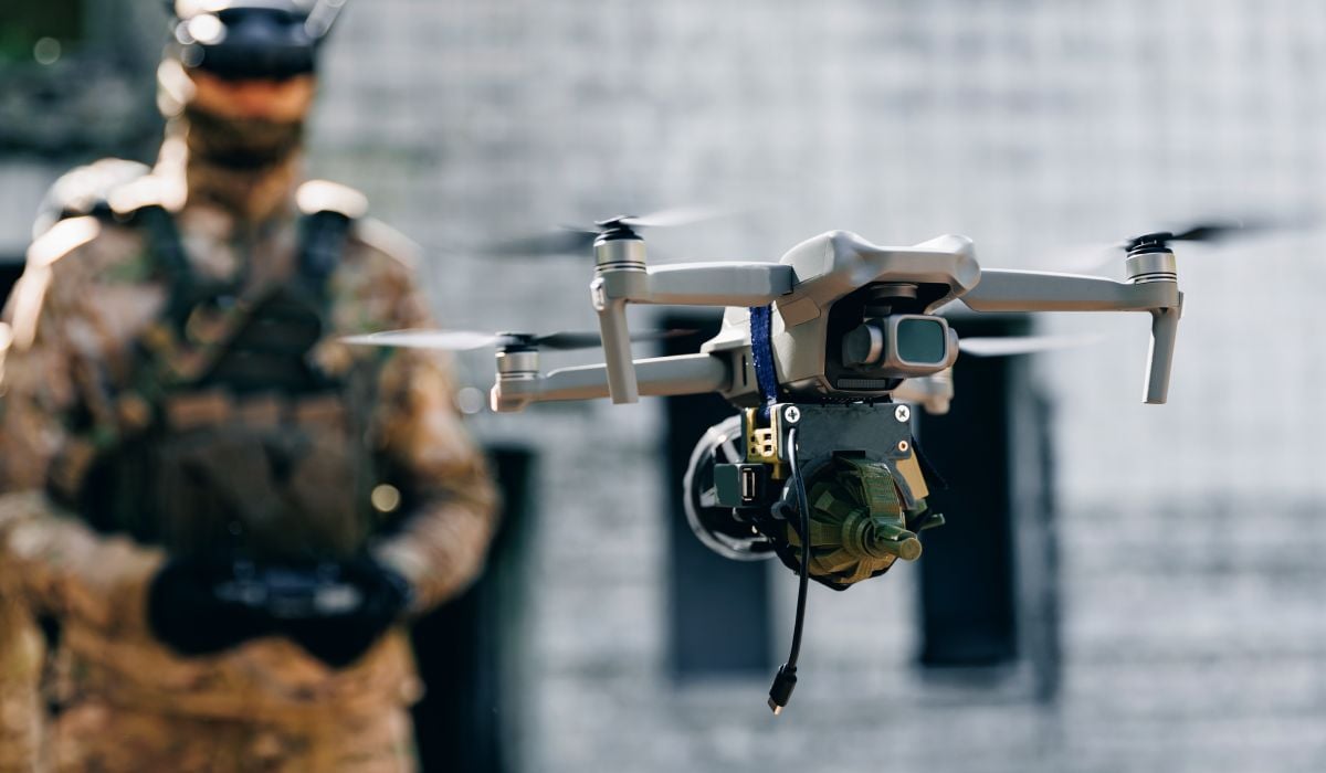 România cheltuie miliarde pentru înzestrarea armatei, dar ne-am făcut de râs la prima dronă. Cum încrederea în Armata Română a atins 63%