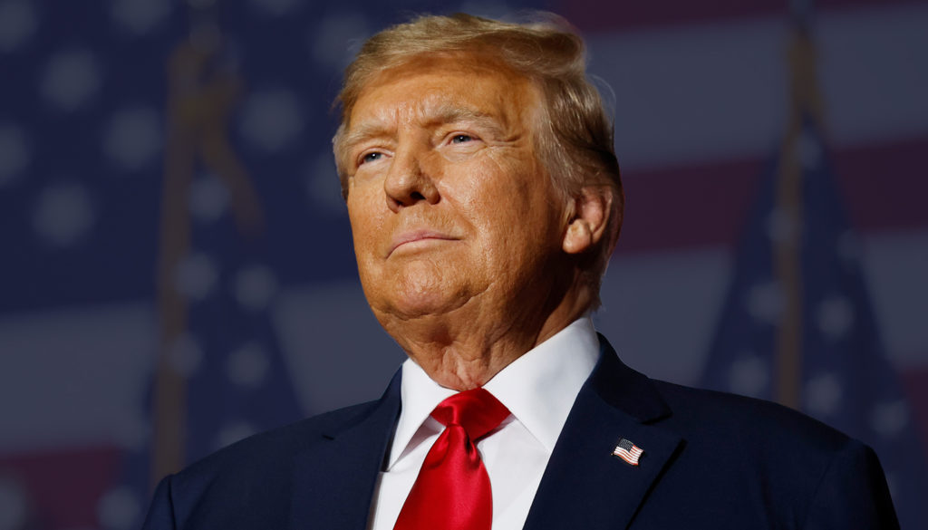 Donald Trump impune o taxă de 100.000 de dolari pentru cererile de viză H-1B. Președintele Statelor Unite a anunțat și crearea unui program „gold card” pentru imigranți