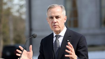 Carney răspunde la războiul comercial al lui Trump: „Cumpărați produse canadiene. Ceea ce se întâmplă nu este o tranziție, ci o ruptură”